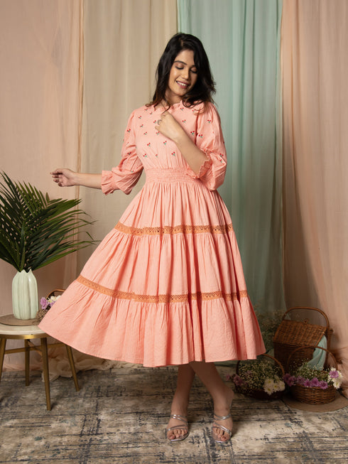AAHELI RADIANT MEADOWS PEACH COTTON KANTHA TIERED DRESS AAHELI RADIANT MEADOWS PEACH COTTON KANTHA TIERED DRESS